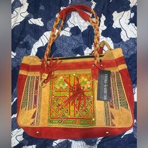 Vintage Addiction Suede Bag